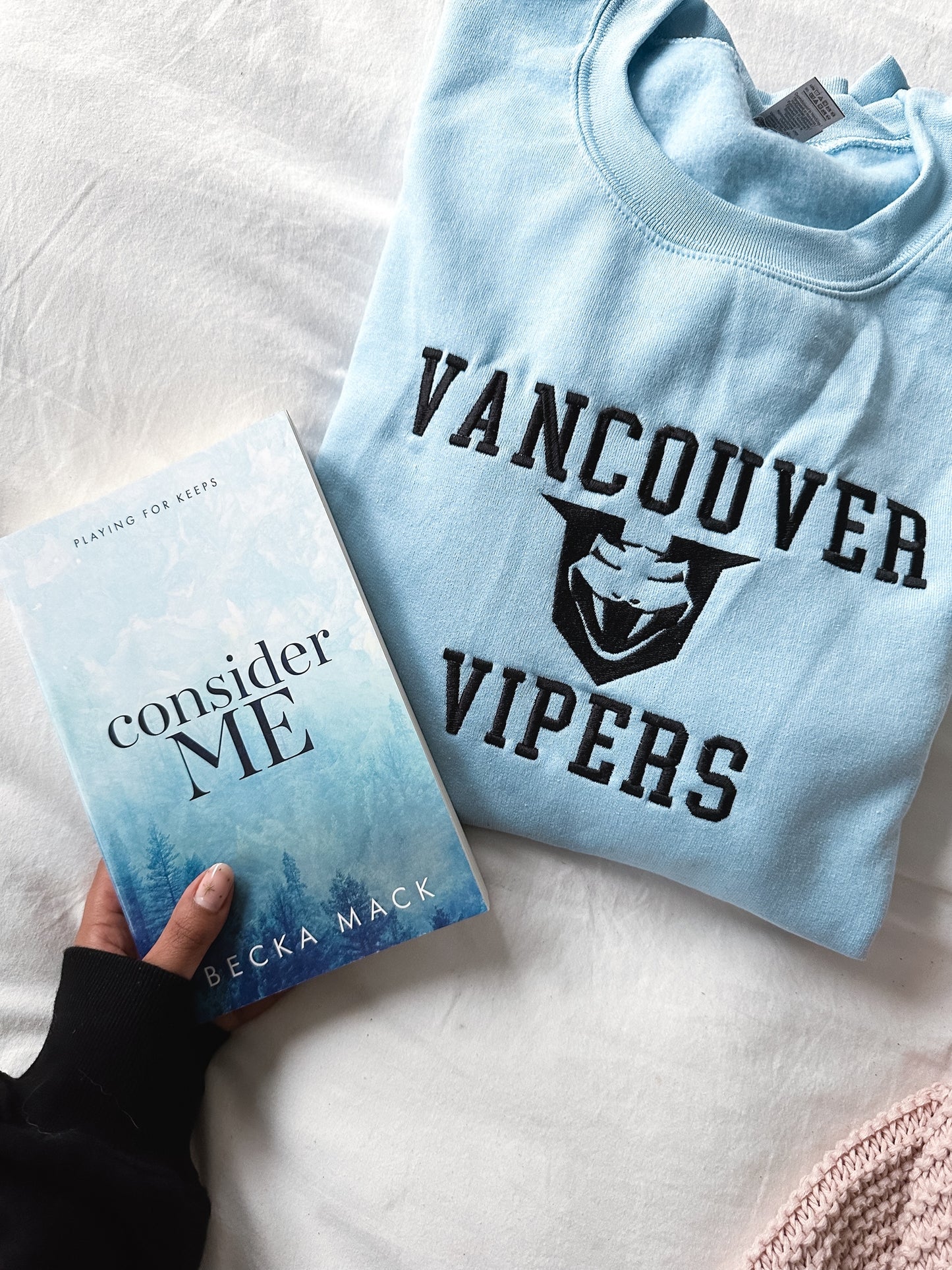 Vancouver Vipers Embroidered Sweatshirt